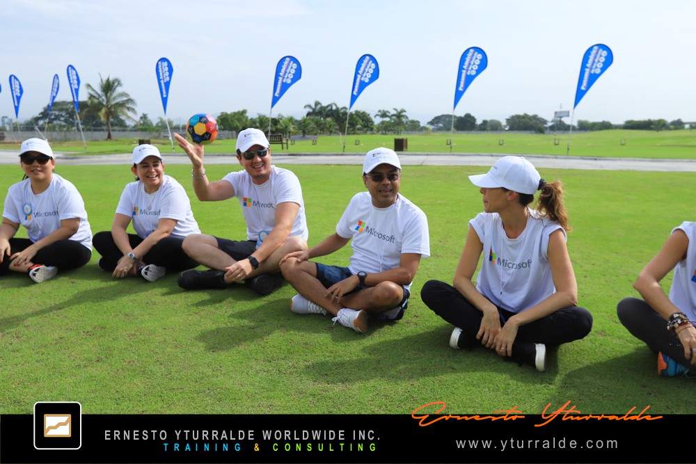 Team Building Ecuador | Aprendizaje experiencial con talleres outdoor de cuerdas bajas