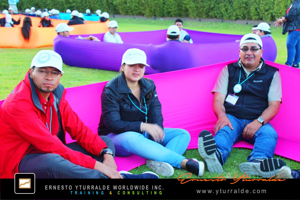 Team Building Ecuador | Taller de Cuerdas Bajas con Ernesto Yturralde | Aprendizaje Experiencial para colaboradores