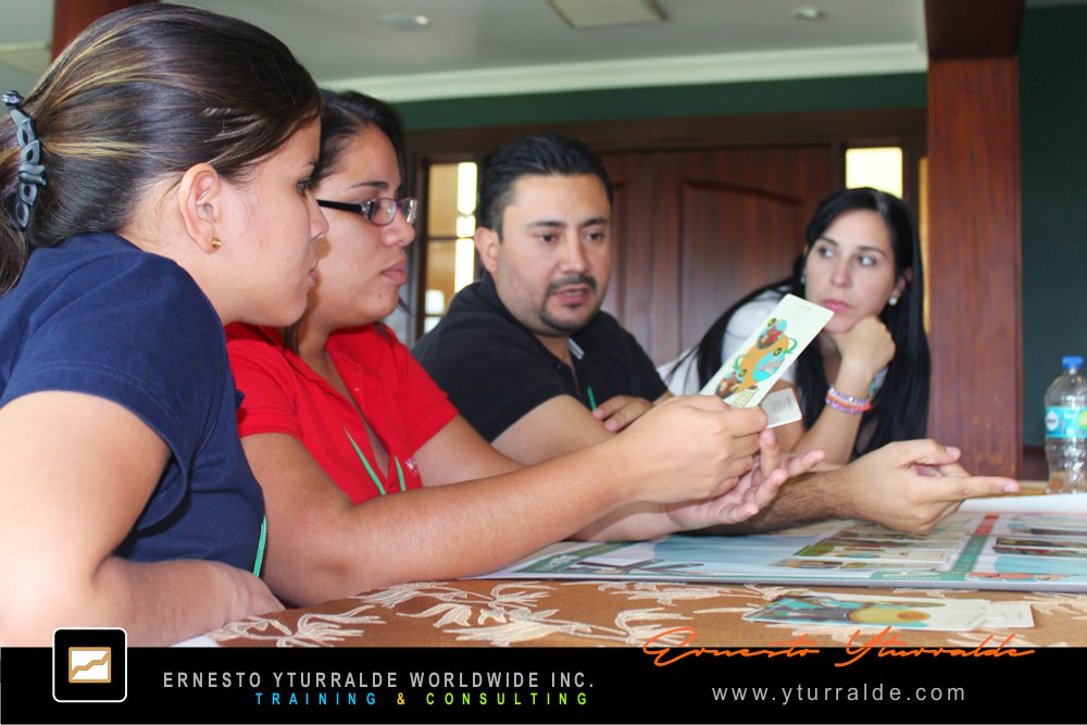 Team Building Ecuador | Ejercicios de integración empresarial con aprendizaje experiencial